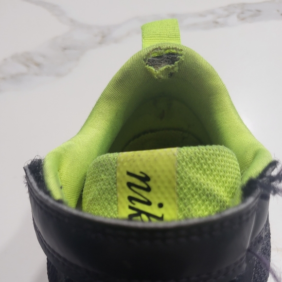 Nike Kids shoes - Picture 5 of 10